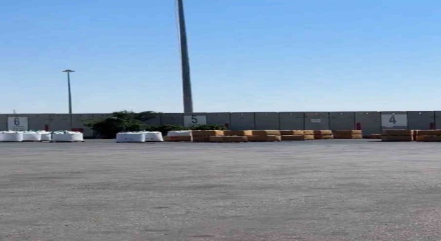İsrail: 295 yardım kamyonunun Gazzeye girişine izin verildi