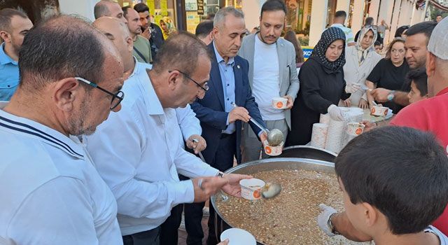 Kahramanmaraş İl Başkanı Ateş: "Birlik ve Beraberliğin En Güzel Örneği Aşure"