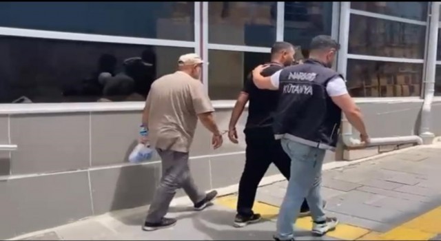 Kütahya'da düzenlenen uyuşturucu operasyonunda 2 tutuklama