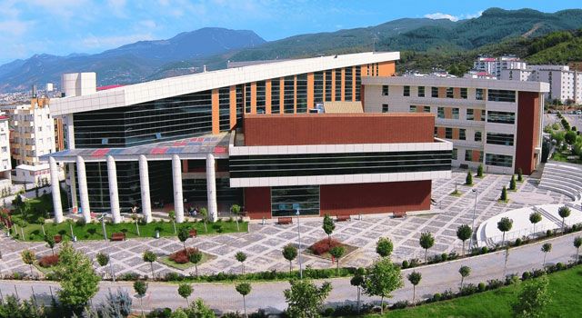 OKÜ Lisansüstü Eğitim İçin Başvuruları Bekliyor