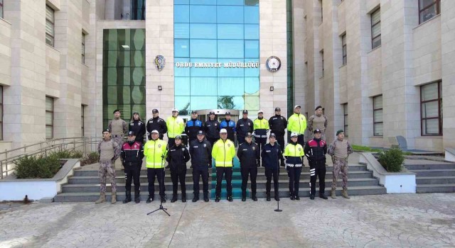 Ordu Polis Korosundan ‘Çanakkale türküsü