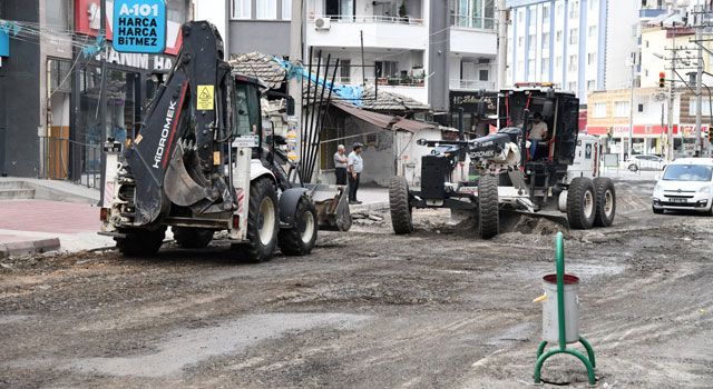 Osmaniye’de Asfalt Çalışmaları Hız Kesmeden Devam Ediyor