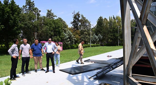 Sağanak Yağış ve Fırtına Karacaoğlan Kampüsünü de Etkiledi