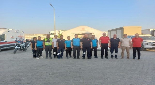 Sağlık Müdürü Şenkul Söke kağıt fabrikasındaki yangın bölgesinde