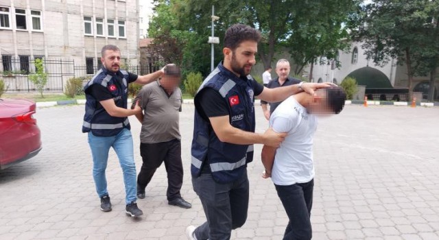 Samsunda ele geçen 19 bin 558 hapla ilgili 3 kişi adliyede
