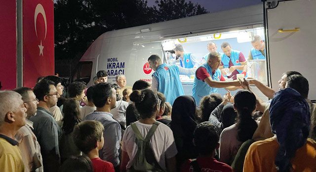 TDV Osmaniye Şubesi ve Müftülükten Aşure İkramı Etkinliği