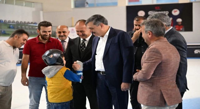 Vali Çiftçiden atlama kulelerine inceleme