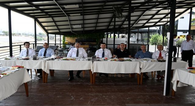Vali Yılmaz Basın Bayramında Gazetecilerle Bir Araya Geldi