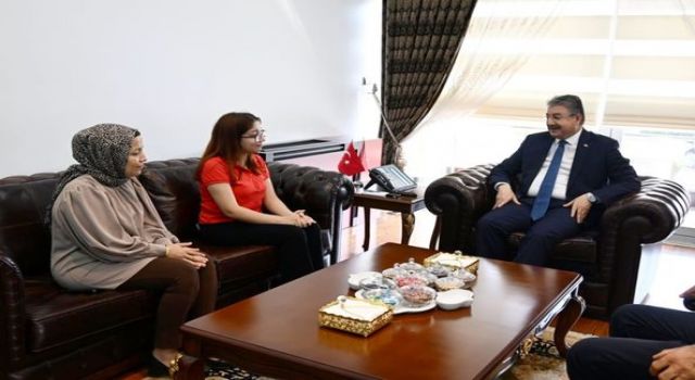 Vali Yılmaz YKS'de Başarılı Olan Şehit Kızını Kabul Etti