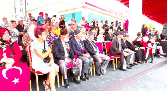 30 Ağustos Zafer Bayramı coşkusu Vatan Caddesinde yaşandı