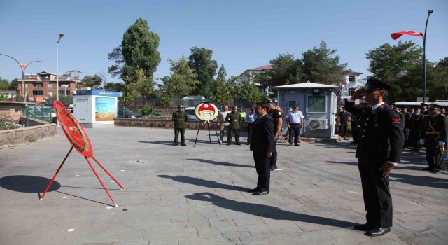 Ahlatta 30 Ağustos Zafer Bayramı törenle kutlandı