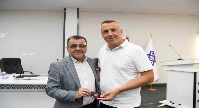 Altıeylülden Balıkesirspora kombine bilet desteği