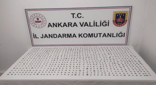 Ankarada tarihi eser kaçakçısı bin 108 adet Bizans sikkesi ile yakalandı