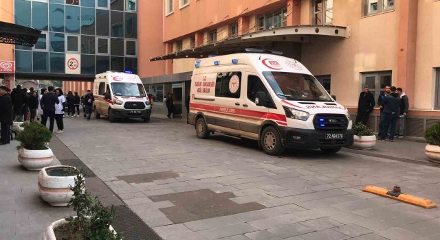 Batmanda 4 kişi boğulmaktan son anda kurtarıldı