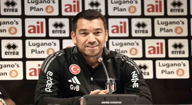 Bronckhorst: İki maçın sonunda gruplara kalmış olmayı istiyoruz