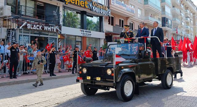 Büyük Zaferin 102. Yıl Dönümü Osmaniye’de Coşkuyla Kutlandı