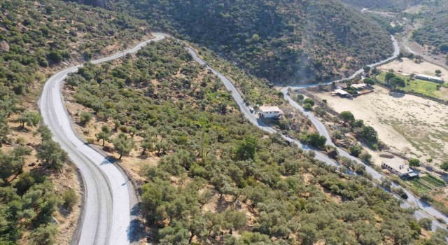 Çerçioğlu Sökenin dört bir yanında yol yapım çalışmalarına devam ediyor