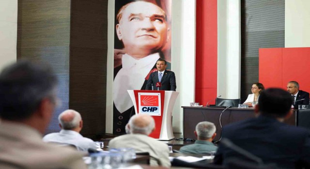 CHP lideri Özel: Dünyanın en gelişmiş ülkelerinde başarılarının altındaki temel faktör ulusal eğitim programlarının olması
