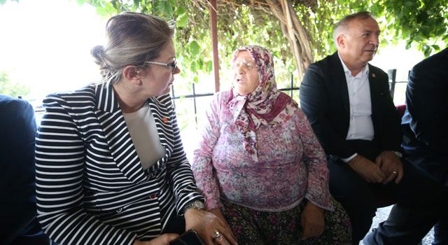 CHP’li Kaya, Yangından Zarar Gören Vatandaşları Ziyaret Etti