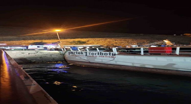 Feribotta bıçaklı kavga: 1 yaralı
