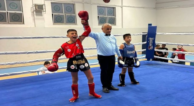 İlkadımlı sporcular Bitlisten madalyayla döndü