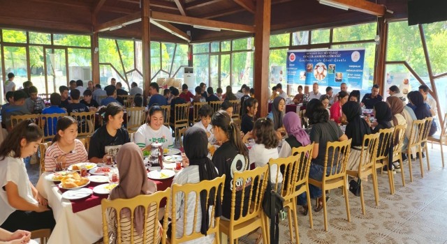 Köyceğiz Müftülüğü gençleri kahvaltı programında buluşturdu