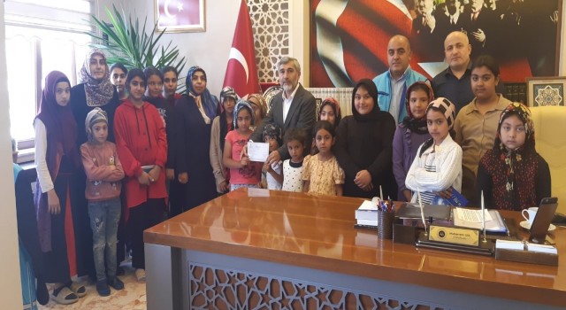 Kuran kursu öğrencilerinden Filistine destek