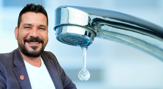 Mahalle Muhtarı, Çiftçilerden Yardım İstedi