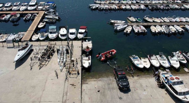Marmara Denizinde kaybolan 2 tersane işçisini arama çalışmaları 42nci saatinde