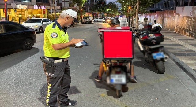 Motosiklet sürücülerine sıkı denetim