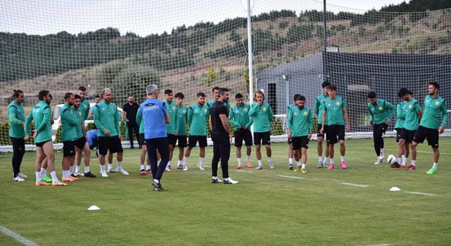 Sarı Yeşilli Ekip Erciyes Kampını Sürdürüyor
