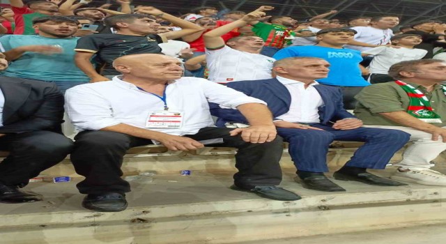 TFF Başkanı İbrahim Hacıosmanoğlu Amedspor taraftarı arasında maç izledi