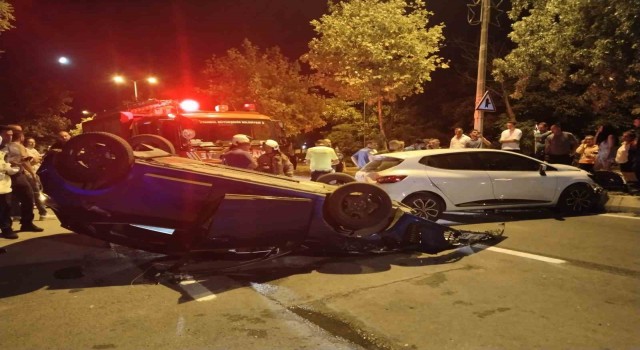 Tuzlada kontrolden çıkan araç karşıdan gelen otomobile çarpıp takla attı: 1i ağır 3 yaralı