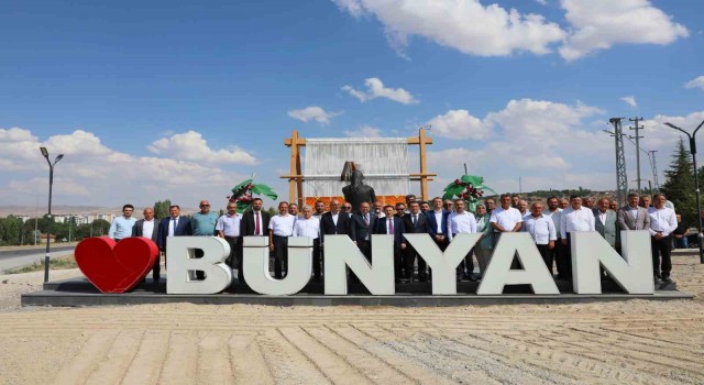 Vali Çiçekten Bünyana ziyaret