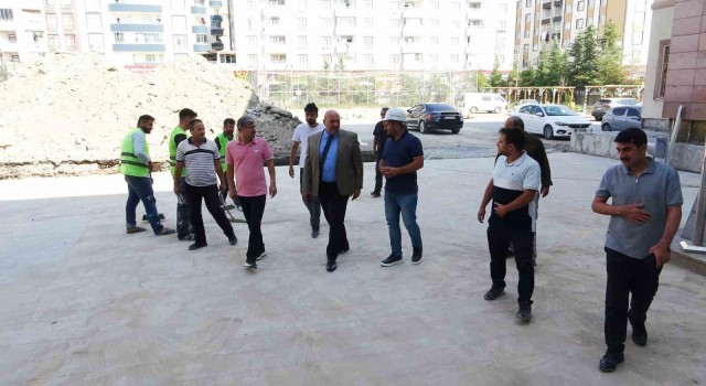 Vanda okulların bakım onarım çalışmaları devam ediyor