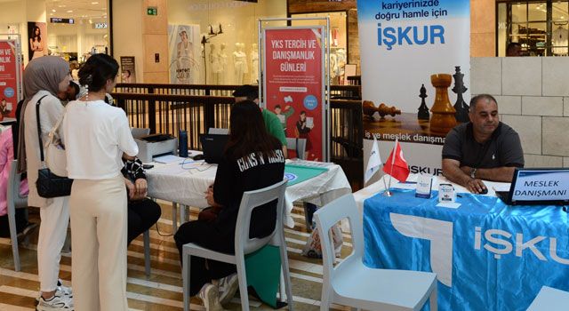 YKS Tercih Danışmanlık Hizmeti Öğrencilerden Yoğun İlgi Gördü