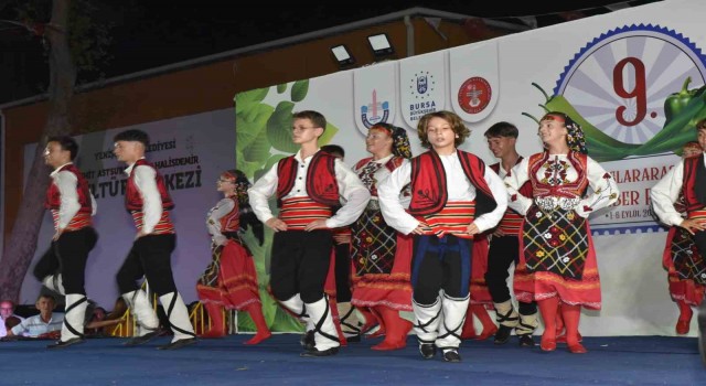 Altın Biber Festivalinde folklör şöleni