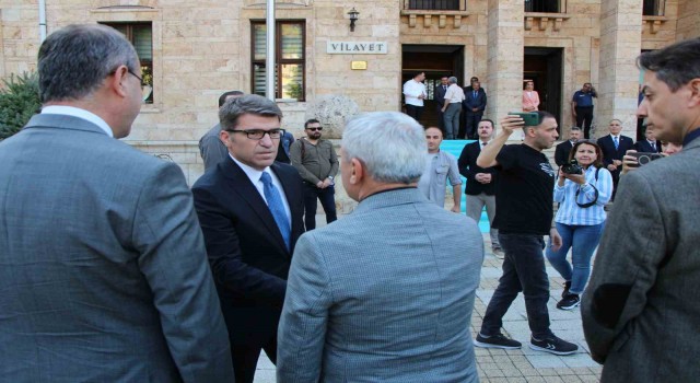 Amasyanın yeni Valisi Önder Bakan görevine başladı