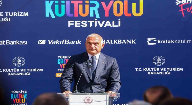 Bakan Ersoy: Türkiye, dünyada turizm konusunda ilk 5te yer almaktadır”