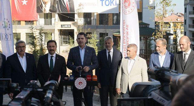 Bakan Kurum, Deprem Sonrası Çalışmaları Değerlendirdi