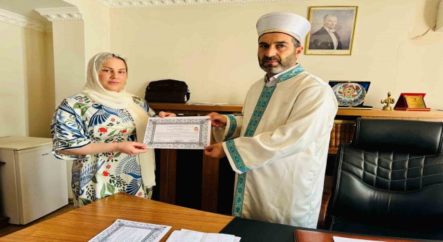 Belçikalı Patricia, Silopide Müslüman olarak Fadile adını aldı