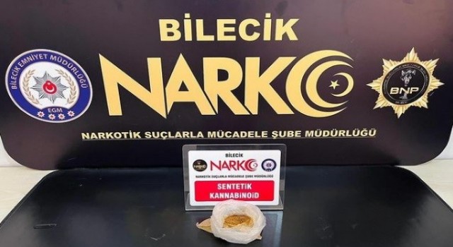 Bilecikte adliye otoparkında hareketli dakikalar yaşandı