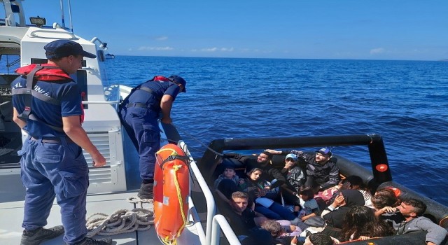 Bodrumda 114 düzensiz göçmen karaya çıkarıldı: 3 gözaltı