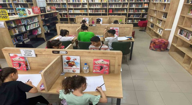 Çocuklar eğlenerek okuma sevgisi kazandı