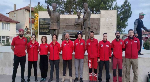 DAK ekibi 30 Ağustosta Dumlupınarı ziyaret etti