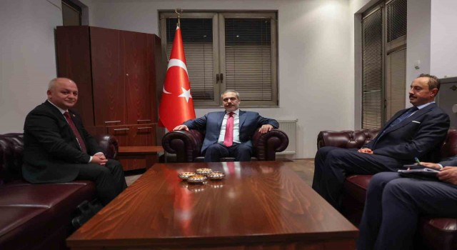 Dışişleri Bakanı Fidan, Kuzey Makedonya Türk Demokratik Partisi Genel Başkanı ve Milletvekili İlyası kabul etti