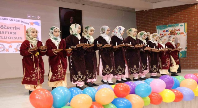 Elazığda İlköğretim Haftası renkli görüntüler oluşturdu