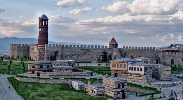 Erzurumda alkol yasağına uymayan 67 şahsa ceza