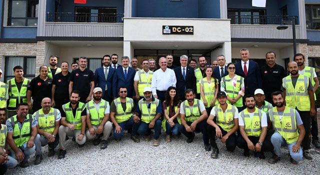 İçişleri Bakan Yardımcısı Karaloğlu, Deprem Konutlarını İnceledi