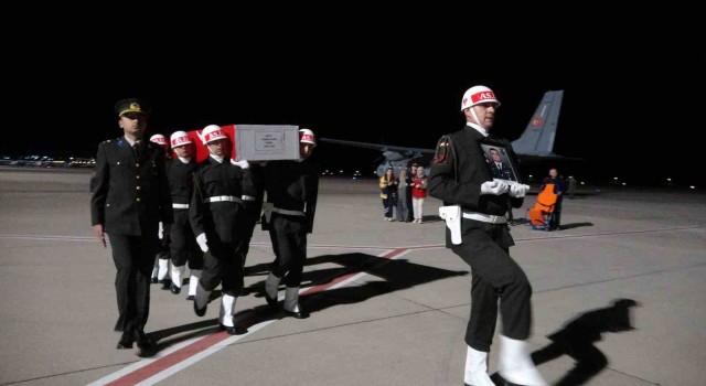 Ispartalı şehidin naaşı memleketi Ispartaya getirildi